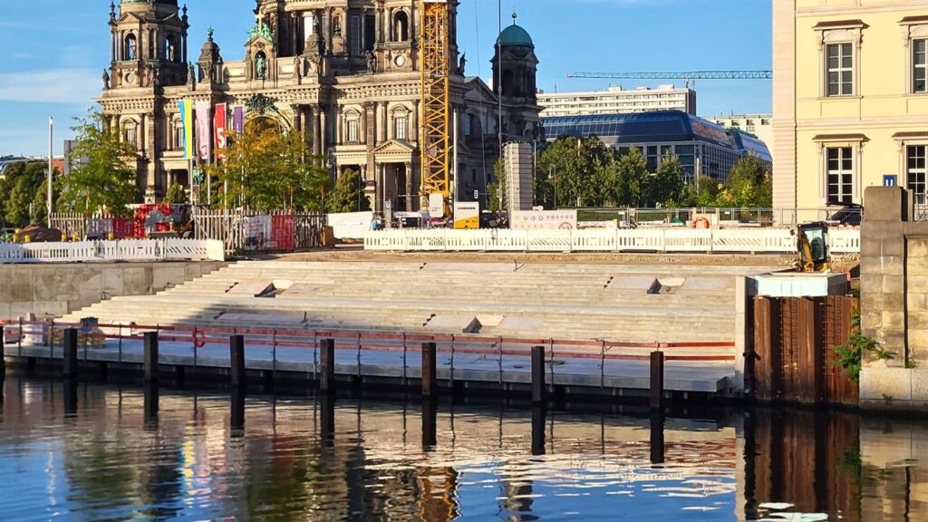 berlin-humboldt-forum-freitreppe_copyright-entwicklungsstadt-3-1